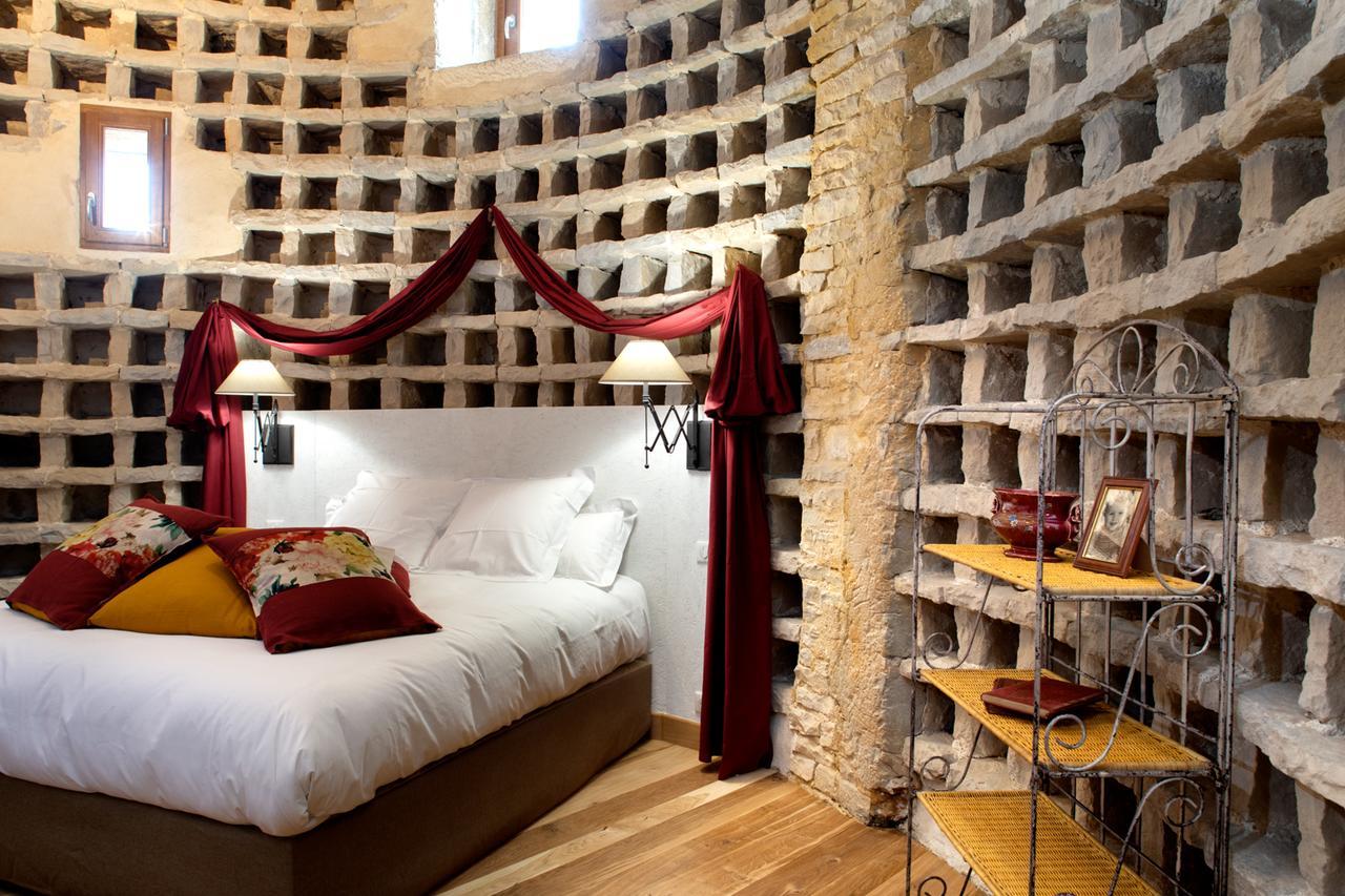 L'Hote Antique - Maison D'Hote- 4 Suites Avec Cuisine Pichanges Kültér fotó